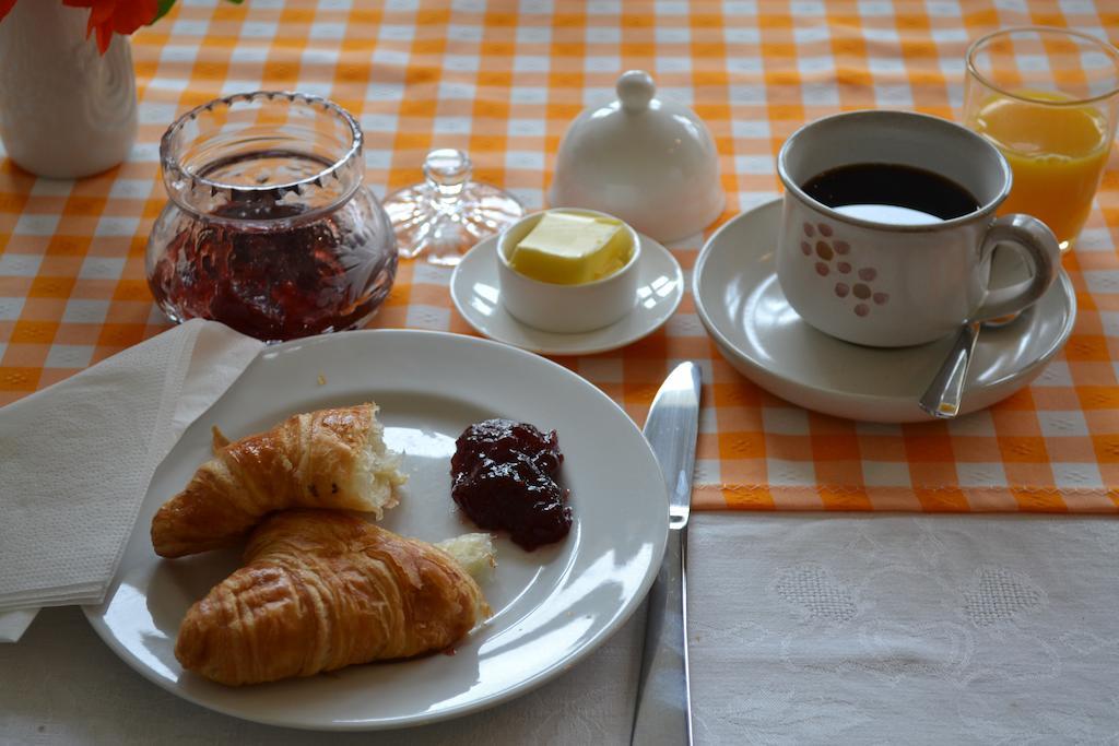 Le Moulin De Lusseau Bed and Breakfast Chef-Boutonne Εξωτερικό φωτογραφία